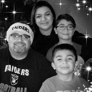 Meet your Posher, Uvaldo